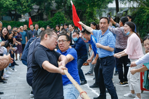 歡度中秋喜迎國慶 宜化集團與宜昌市發改委共同舉辦趣味運動會(圖9)